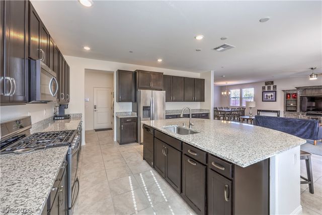 989 Soaring Moon Drive, Henderson, NV 89015