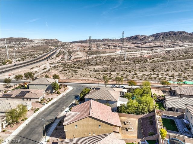989 Soaring Moon Drive, Henderson, NV 89015