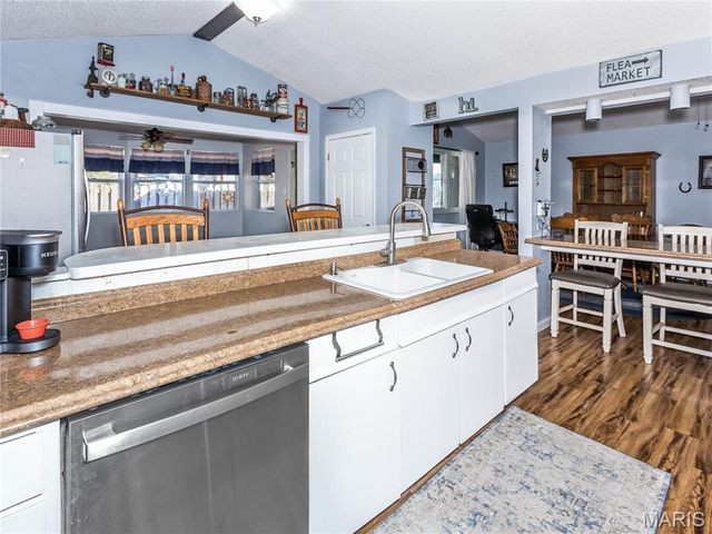 204 Emery Street, Collinsville, IL 62234