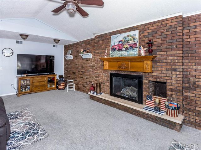 204 Emery Street, Collinsville, IL 62234