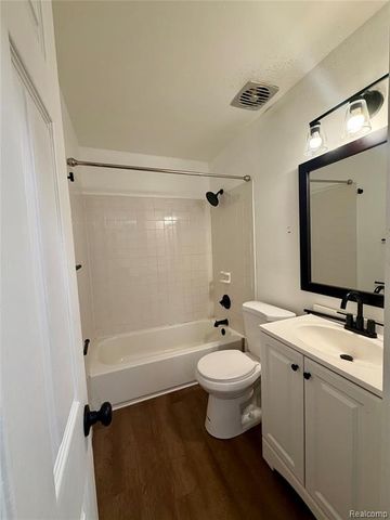 1510 Annabelle Street, Ferndale, MI 48220