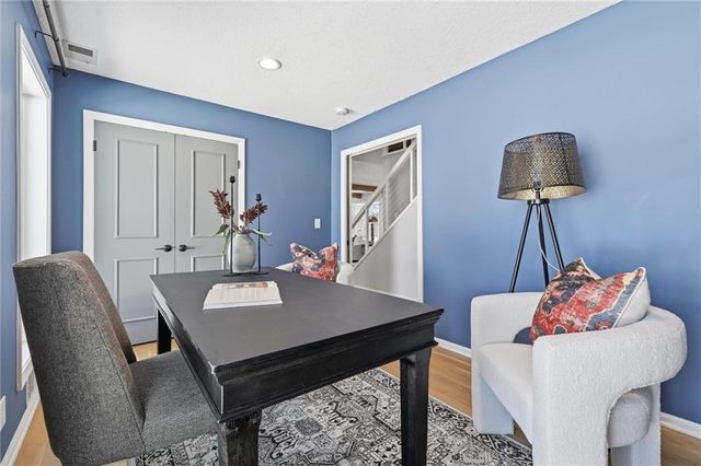 9815 Overbrook Road, Leawood, KS 66206