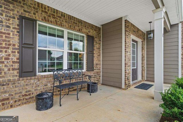 40 Shamrock Chase, Adairsville, GA 30103
