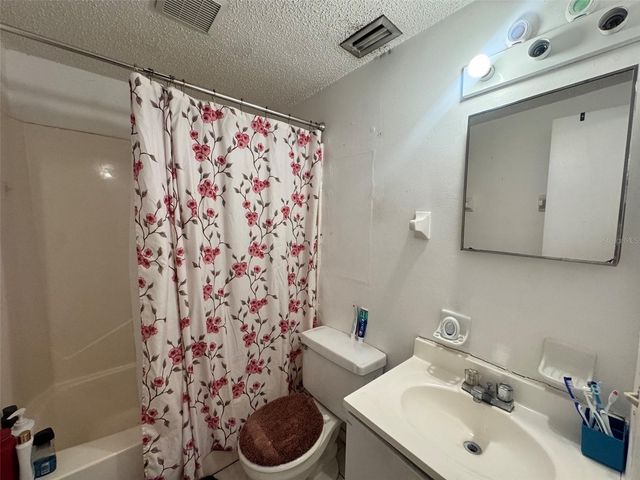 5910 13TH STREET COURT E, Bradenton, FL 34203