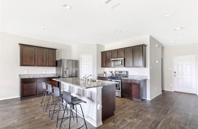 3902 Country Club Drive, Baytown, TX 77521