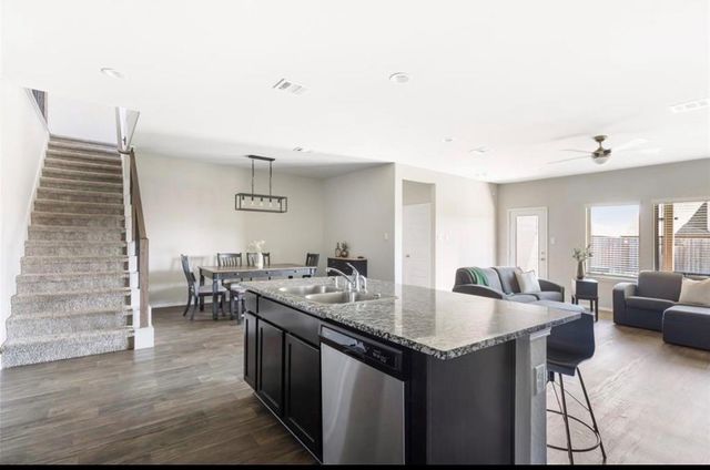 3902 Country Club Drive, Baytown, TX 77521