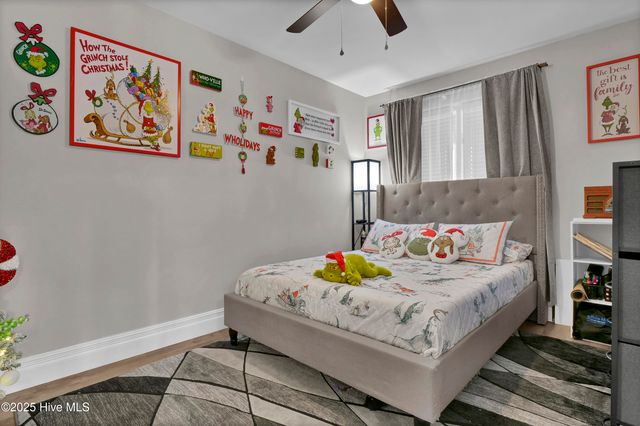 1755 E Wilmington Street Ext, Saint Helena, NC 28425