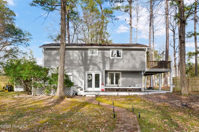 1755 E Wilmington Street Ext, Saint Helena, NC 28425