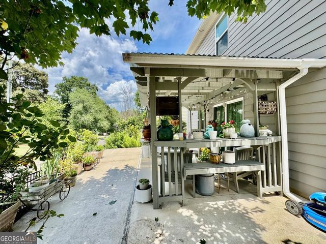 79 Blue River Court, Pendergrass, GA 30567