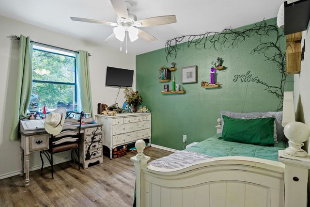 726 King Cecil Court, Scroggins, TX 75480