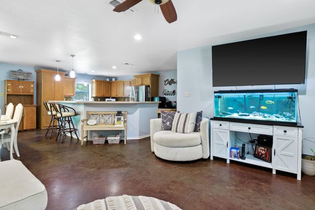 726 King Cecil Court, Scroggins, TX 75480