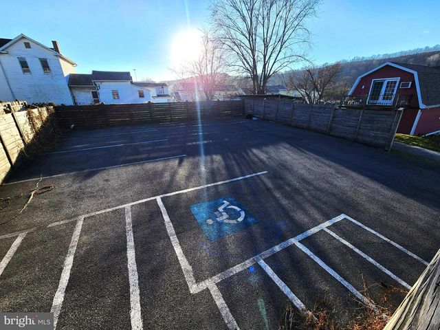 313 SPRINGDALE ST, Cumberland, MD 21502