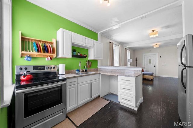 5230 Lisette Avenue, St Louis, MO 63109
