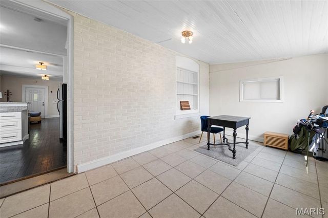 5230 Lisette Avenue, St Louis, MO 63109