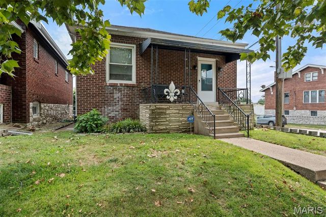 5230 Lisette Avenue, St Louis, MO 63109