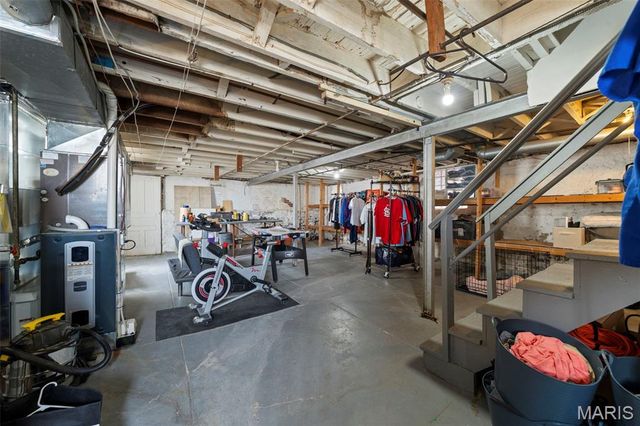 5230 Lisette Avenue, St Louis, MO 63109
