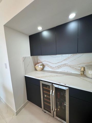 20515 E Country Club Drive 1442, Miami, FL 33180