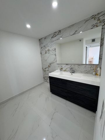 20515 E Country Club Drive 1442, Miami, FL 33180