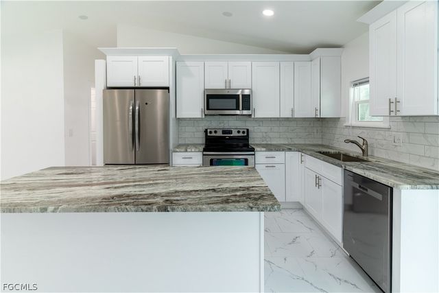 3317 17th ST SW, Lehigh Acres, FL 33976