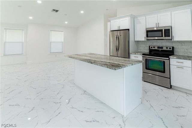 3317 17th ST SW, Lehigh Acres, FL 33976