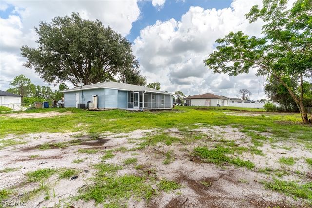 3317 17th ST SW, Lehigh Acres, FL 33976