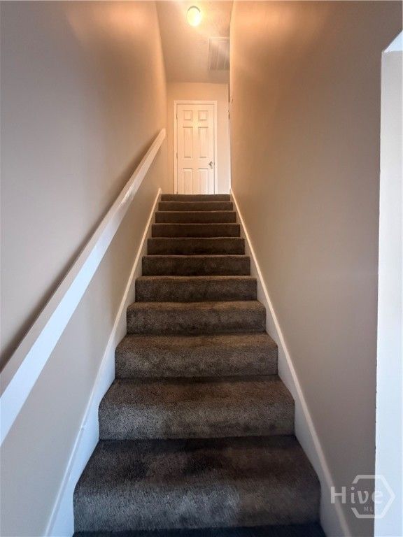 Image 10 of property listing at 74 Casey Drive F, Richmond Hill, GA 31324