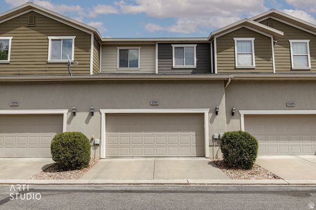 1281 S MOUNTAIN CREST DRIVE DR, Woods Cross, UT 84087
