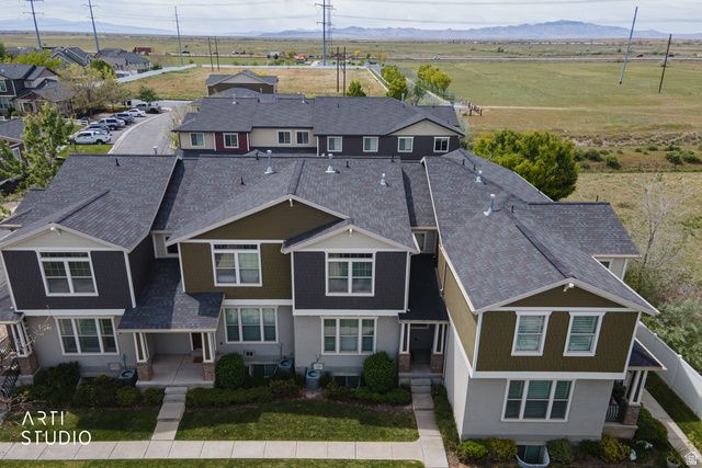 1281 S MOUNTAIN CREST DRIVE DR, Woods Cross, UT 84087