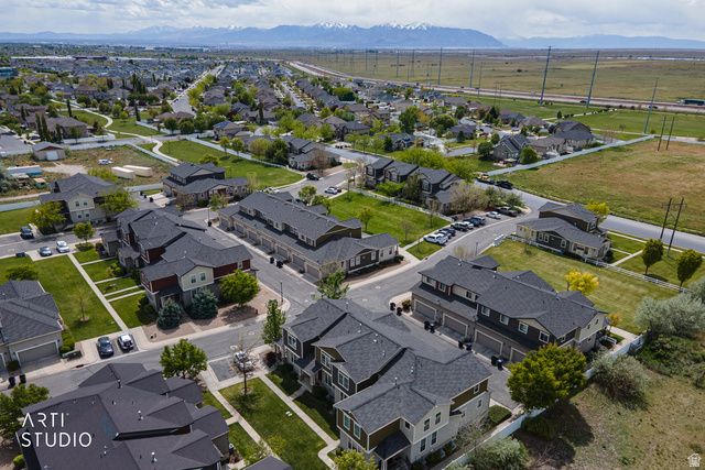 1281 S MOUNTAIN CREST DRIVE DR, Woods Cross, UT 84087