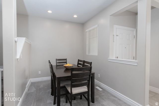 1281 S MOUNTAIN CREST DRIVE DR, Woods Cross, UT 84087