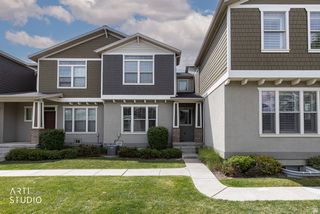 1281 S MOUNTAIN CREST DRIVE DR, Woods Cross, UT 84087