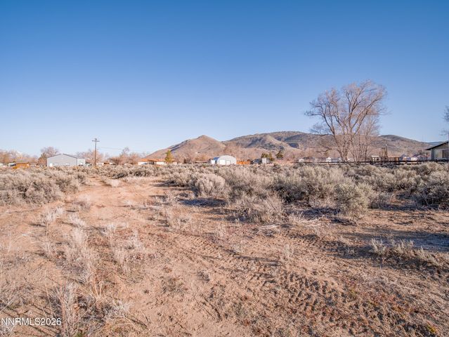 1356 Stephanie Way, Minden, NV 89423