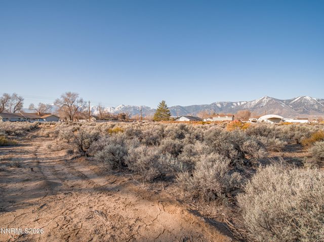 1356 Stephanie Way, Minden, NV 89423