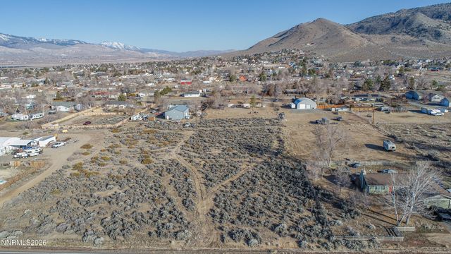 1356 Stephanie Way, Minden, NV 89423