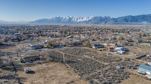 1356 Stephanie Way, Minden, NV 89423