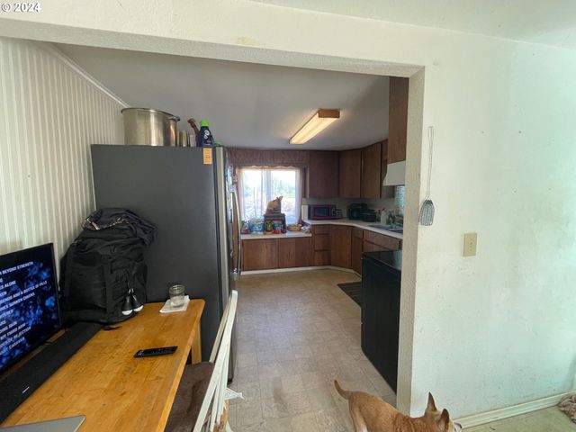 30140 Nw WEST UNION Rd, North Plains, OR 97133