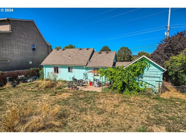 30140 Nw WEST UNION Rd, North Plains, OR 97133