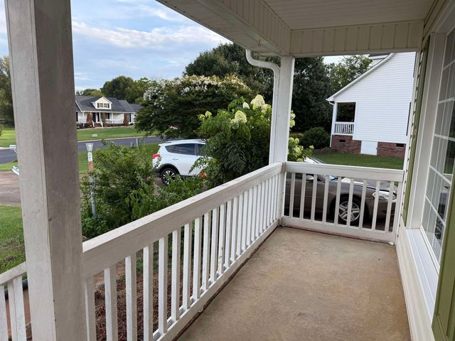 105 Chandler Downs Trail, Inman, SC 29349