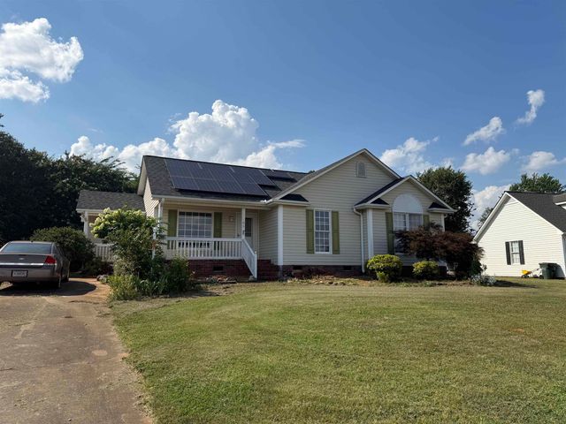 105 Chandler Downs Trail, Inman, SC 29349
