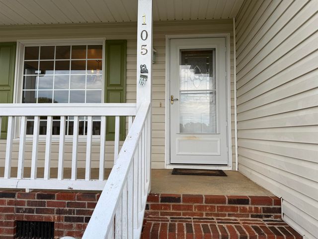 105 Chandler Downs Trail, Inman, SC 29349
