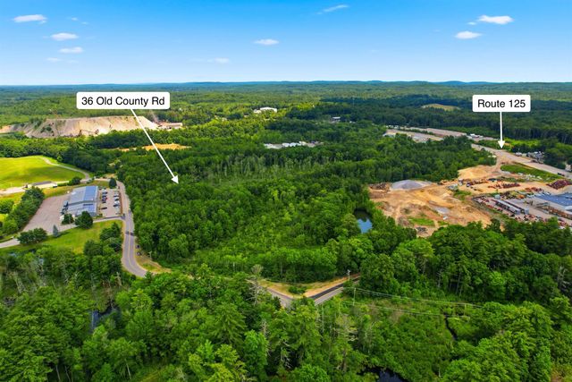 36 Old County Road, Plaistow, NH 03865
