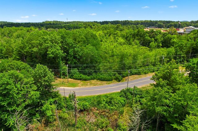 36 Old County Road, Plaistow, NH 03865