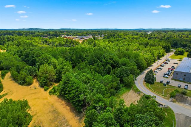 36 Old County Road, Plaistow, NH 03865