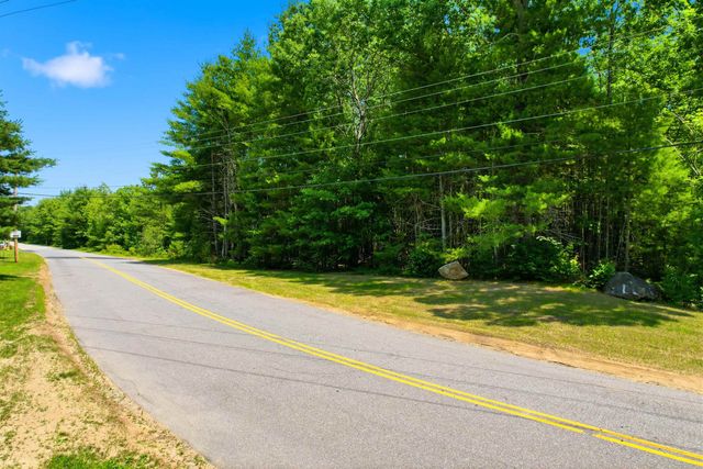 36 Old County Road, Plaistow, NH 03865