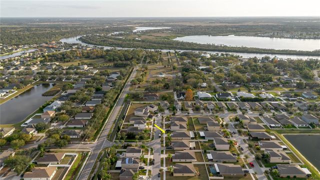 304 CASCADE BEND, Ruskin, FL 33570