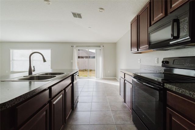 304 CASCADE BEND, Ruskin, FL 33570
