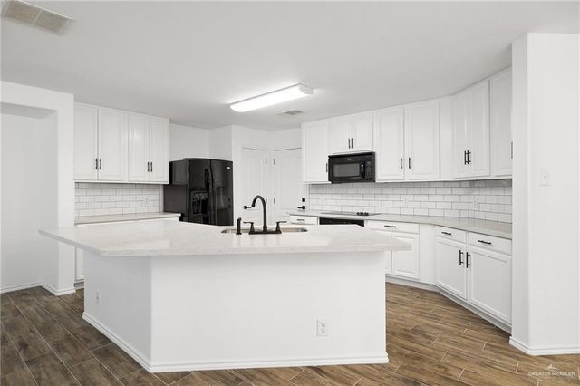 4104 Petunia Avenue, Mcallen, TX 78504