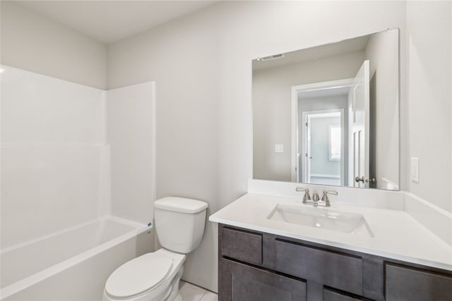 735 W Wright Road, Norwalk, IA 50211