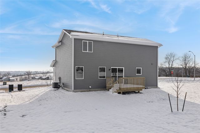 735 W Wright Road, Norwalk, IA 50211