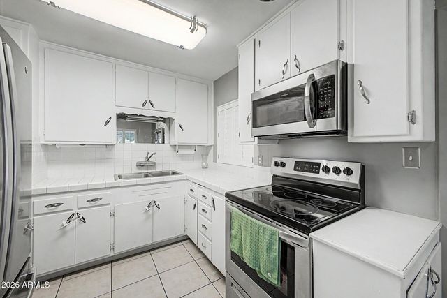 2412 W MARLETTE Avenue, Phoenix, AZ 85015